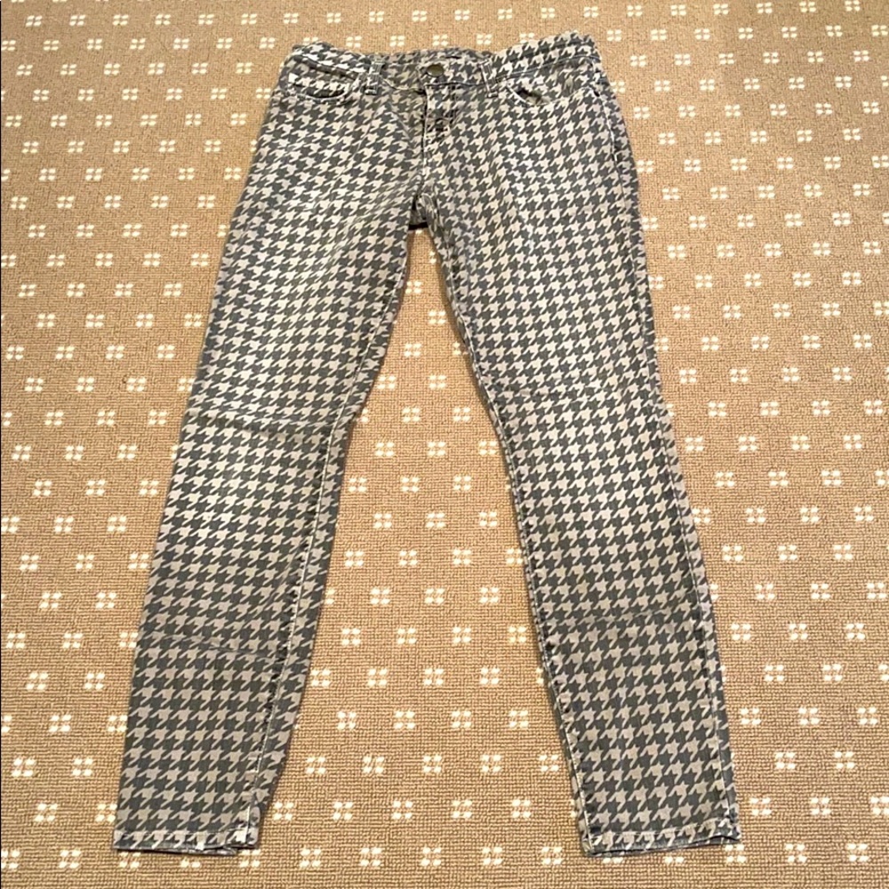Excellent condition patterned jeans